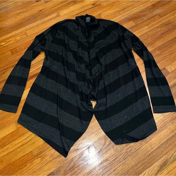 Striped cardigan - Picture 2 of 3